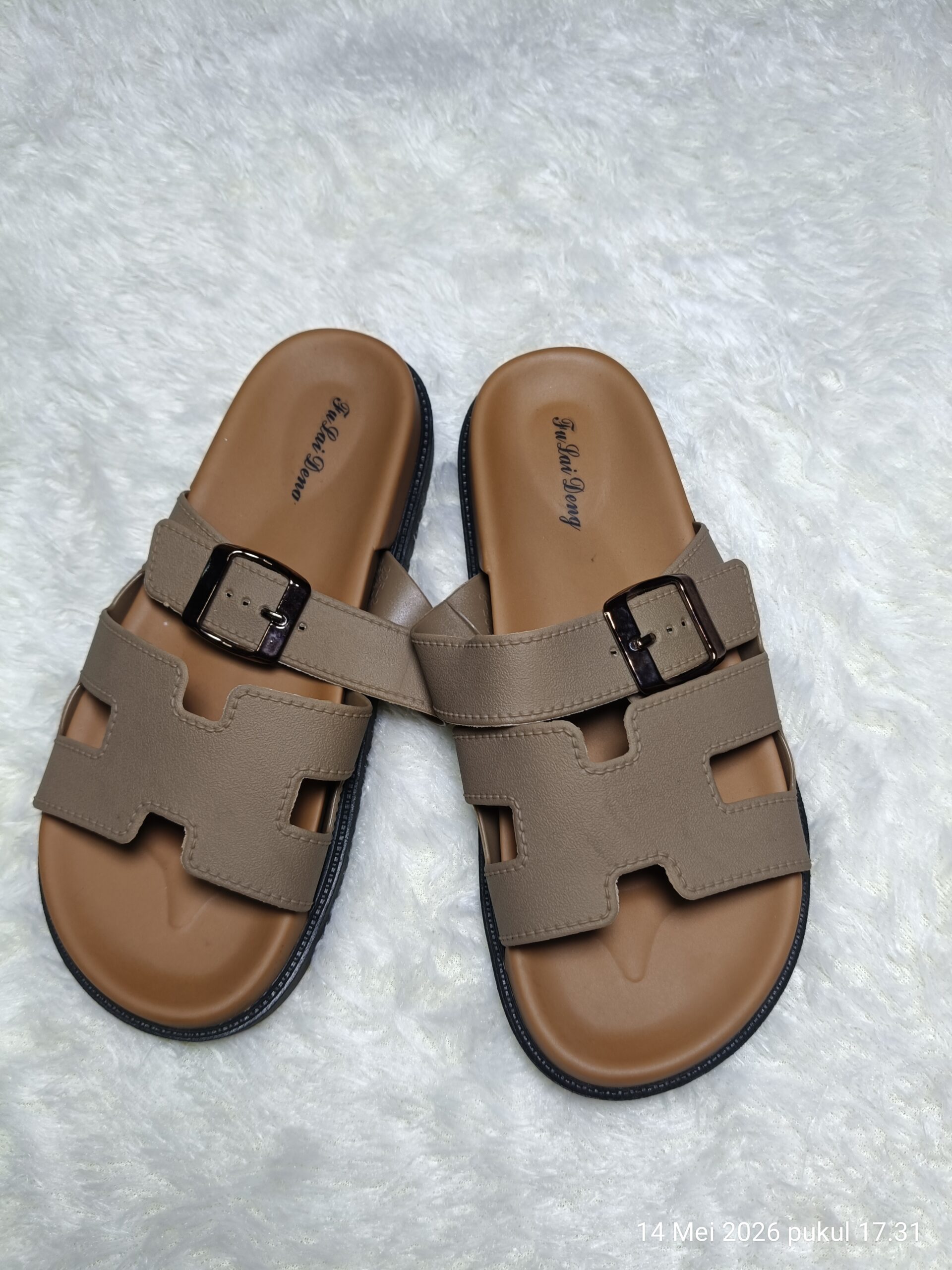 Sandal Wanita Elegan - Jelly Premium & Anti Slip - Gambar 3